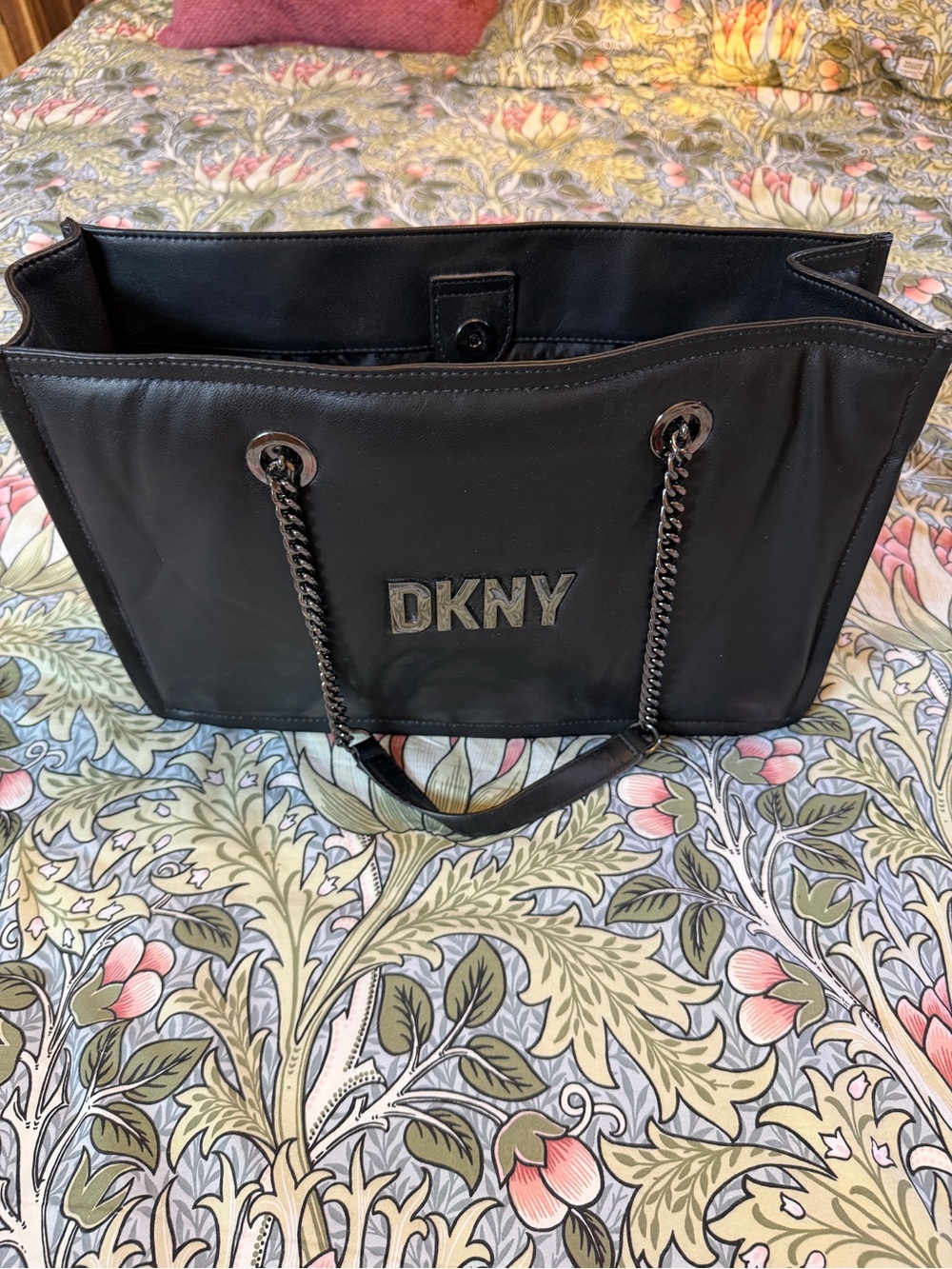 DKNY Black Chain-Strap Logo Tote